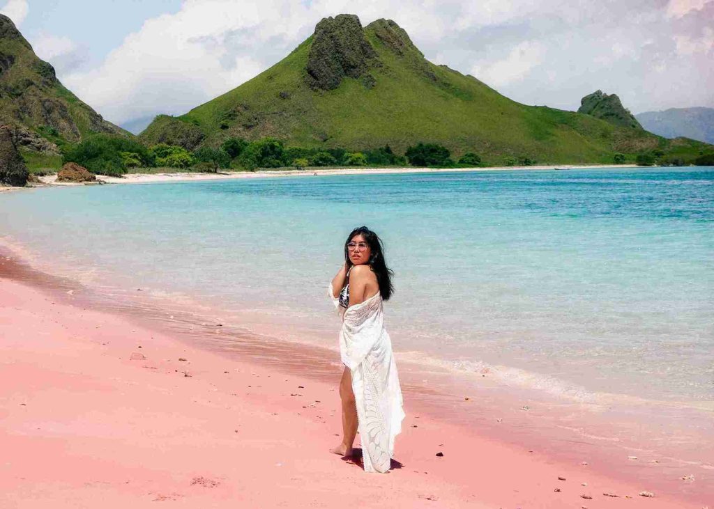 Best Time to Visit Labuan Bajo for a Luxury Liveaboard Experience
