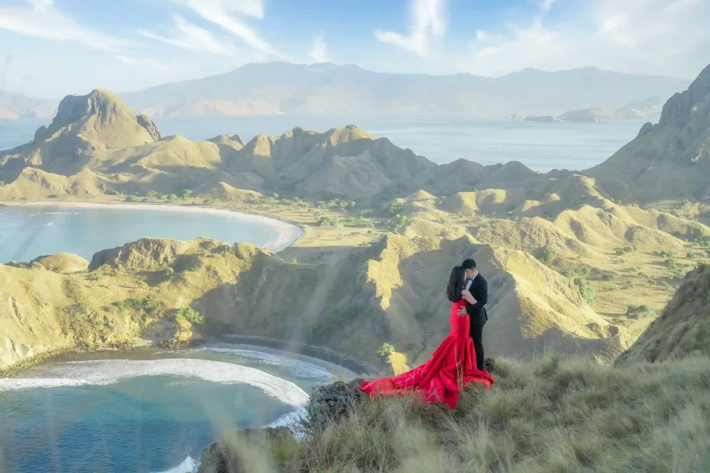 Padar Island Sunrise Trek 2027: Complete Liveaboard Guide