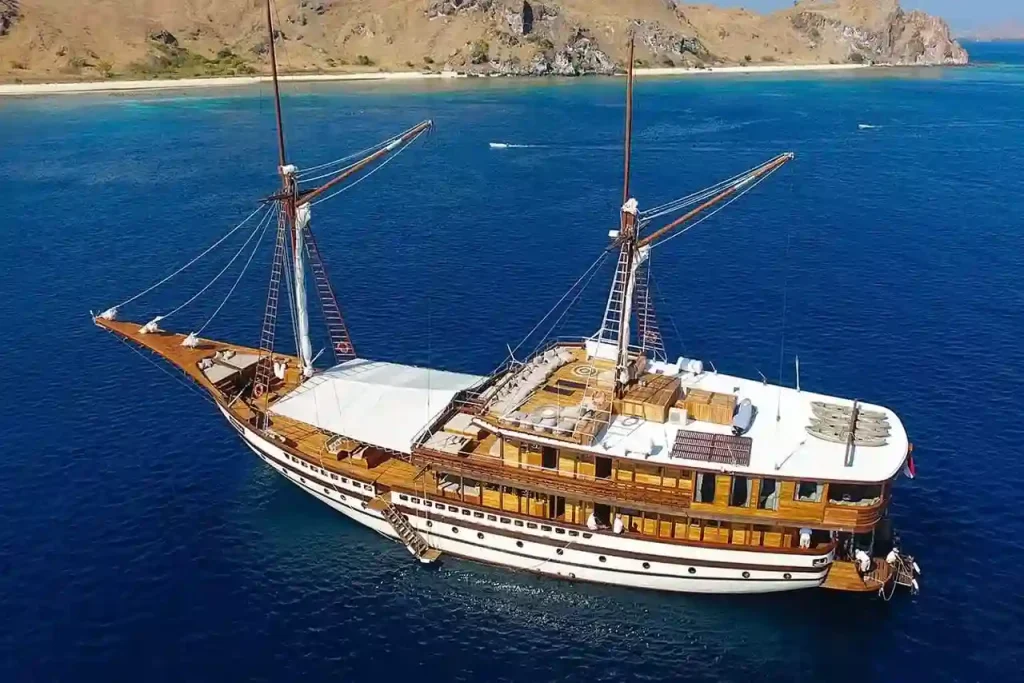Komodo Liveaboard vs Day Trip: The Honest 2027 Comparison